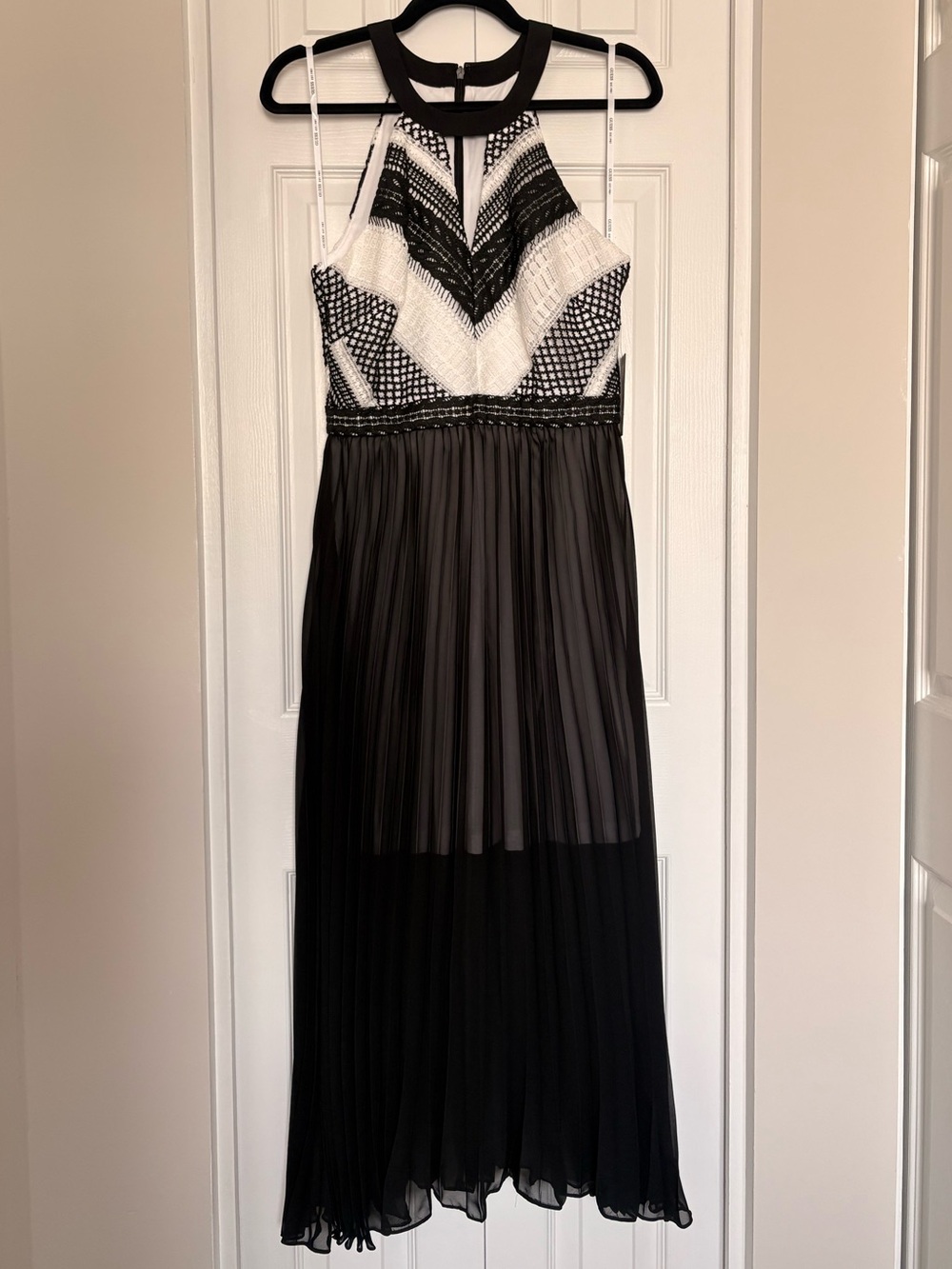 NWT- Guess - Gorgeous Black & White Knit Halter Maxi Dress with Pleated Skirt